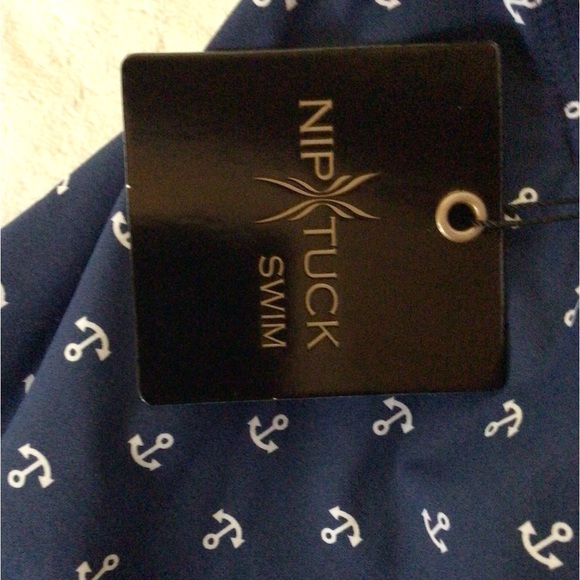 NIP TUCK One Piece Swimsuit Multifit Cup size 4, NWTGS - Picture 5 of 6